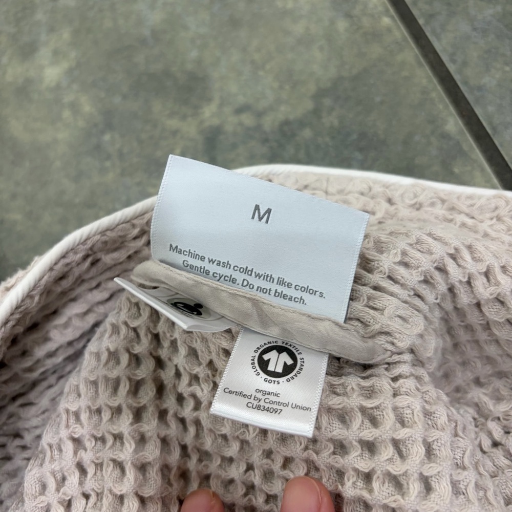 BOLL & BRANCH ORGANIC COTTON WAFFLE BATH ROBE Tan  Women’s Sz M Cozy Comfy Read! - Picture 8 of 8